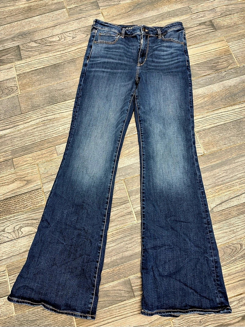 American Eagle NeXt Level Super High-Waisted Flare Jean Jeans Blue Waist 12 Long